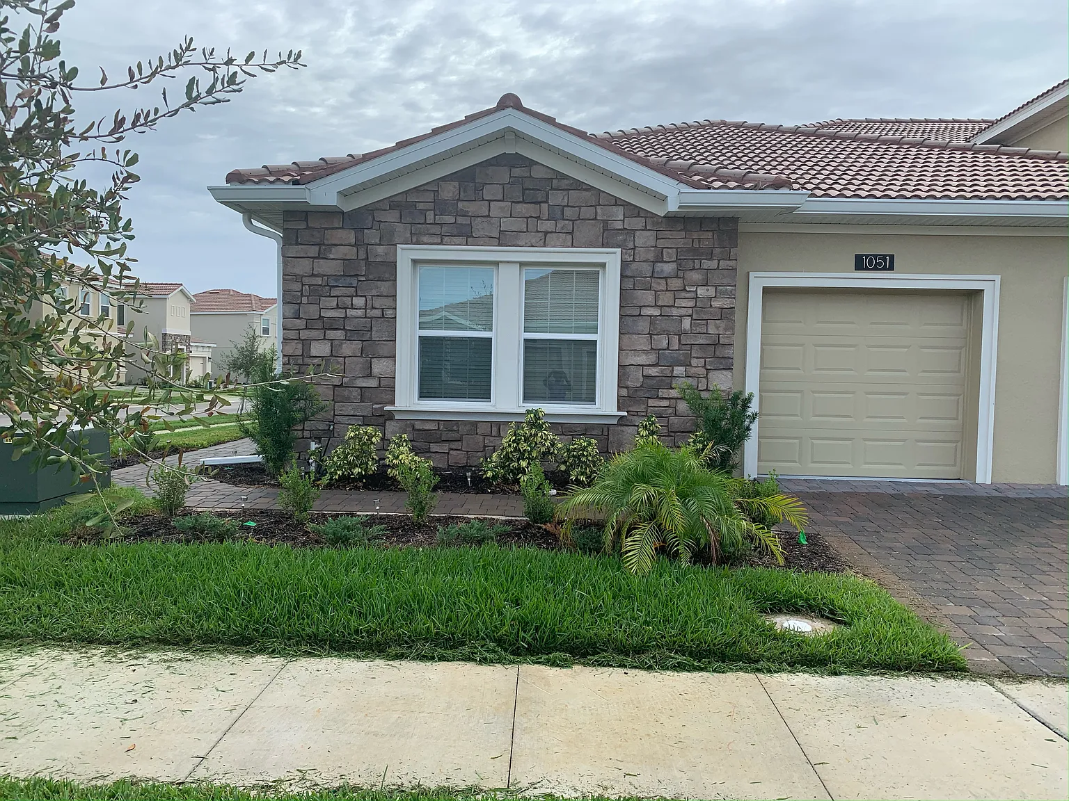 2 bed, 1517 sqft, $2,200 — Photo 3