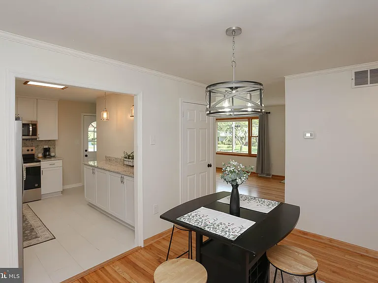 807 Danza Rd — Photo 22