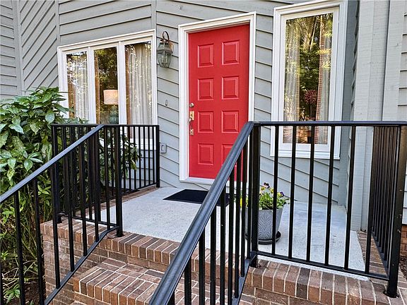 3rd image of 222 Terrace Dr