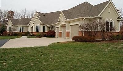 1st image of 5381 Applewood Ln