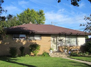 8336 W Luscher Ave, Milwaukee, WI