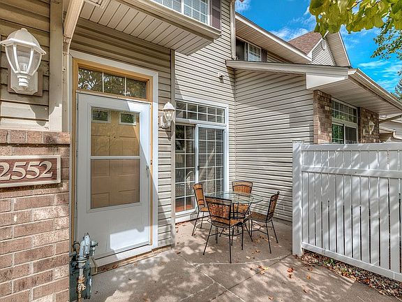 3rd image of 2552 Mallard Dr