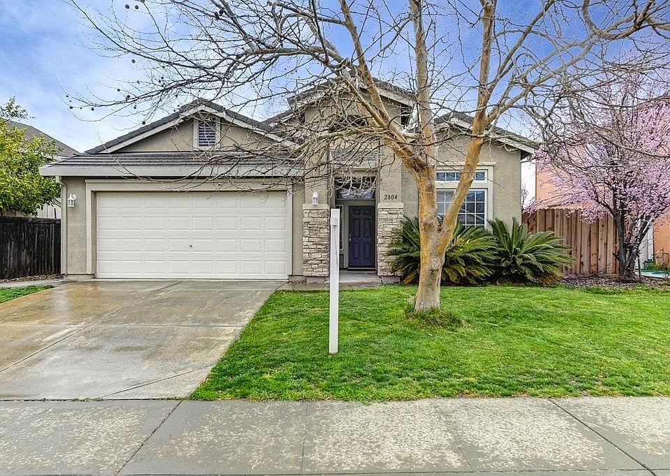 1st image of 2804 Screech Owl Way