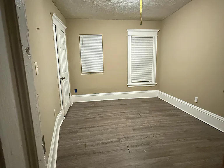 2823 Bryant Ave N — Photo 16