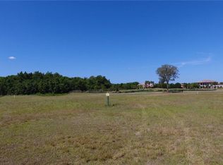 3773 Founders Club Dr, Sarasota, FL 34240