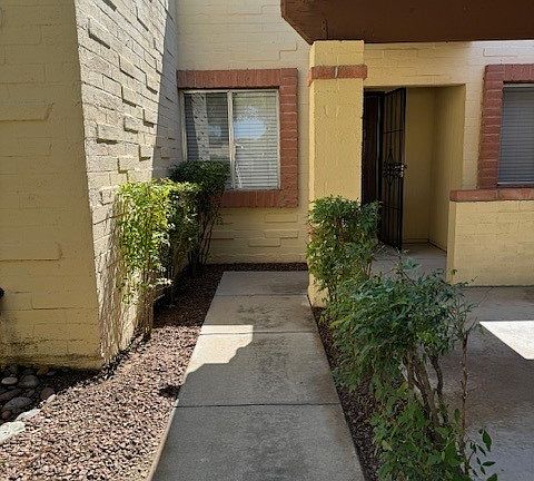 4th image of 8144 E Rivenoak Dr