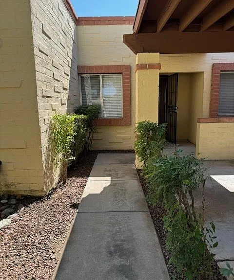 8144 E Rivenoak Dr — Photo 4