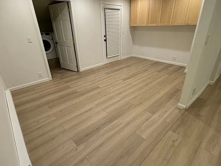 1901 Harrington Cir NE — Photo 14