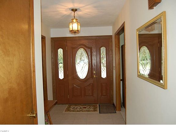 5th image of 8145 Cliffview Dr