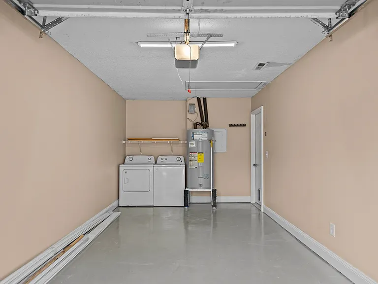 1160 Shipyard Blvd — Photo 23