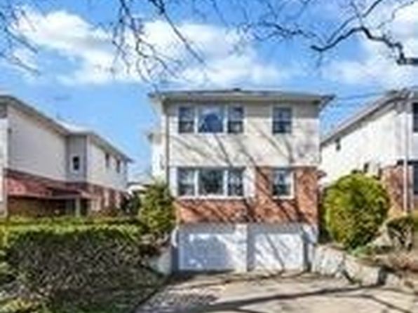 In North Flushing 11354 Real Estate 44 Homes For Sale Zillow