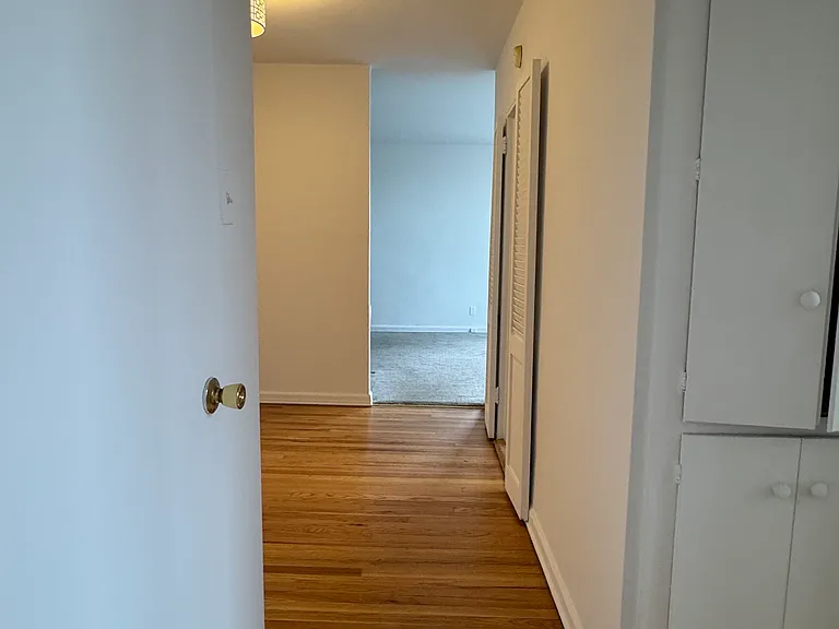 2900 Ocean Ave #6B — Photo 9