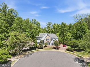 1401 Hidden Hl, Vienna, VA 22182