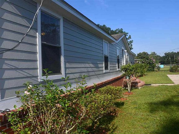 4th image of 1438 Breck Dr