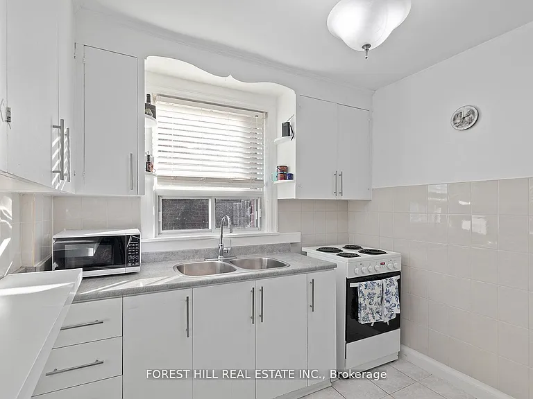 55 Hartley Ave #MAIN — Photo 22