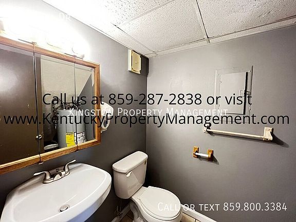 3rd image of 968 Villa Dr #7
