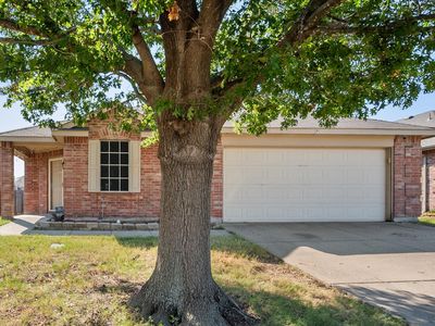 652 Horn St, Crowley, TX, 76036