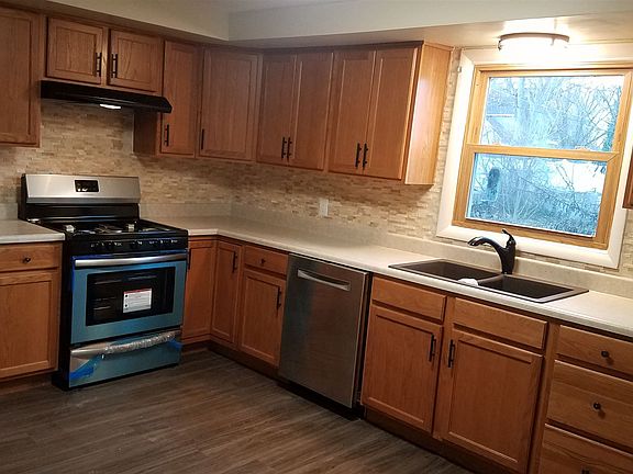 2nd image of 3835 Dalewood Dr