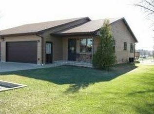 900 W Main St APT A, Little Chute, WI 54140