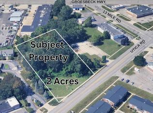 30801 Utica Rd, Roseville, MI 48066