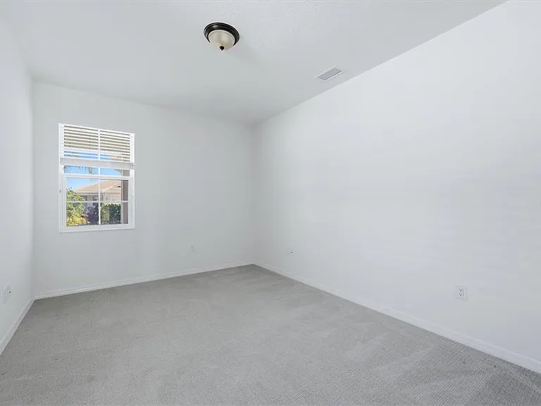 8113 Sternway Rd — Photo 22