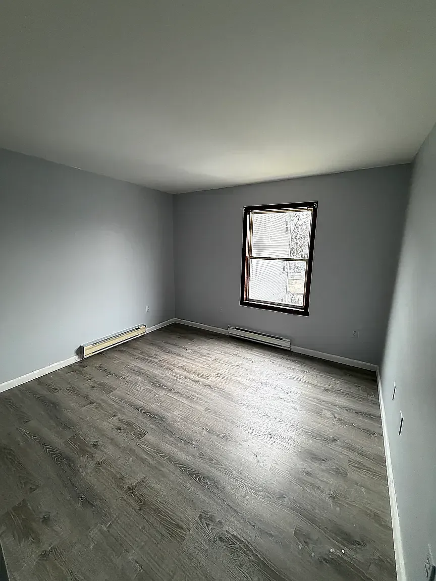 2 bed, $1,895 — Photo 4