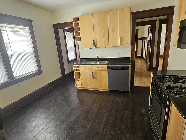 2978 S Logan Ave #2980 — Photo 6