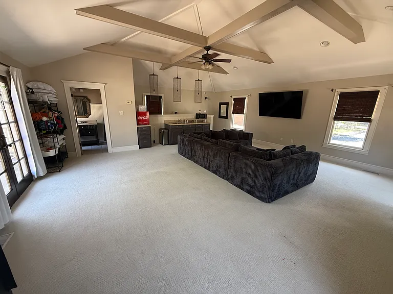 419 N Walnut St — Photo 33