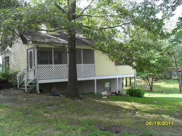 2959 Davis Rd, Rocky Face, GA 30740