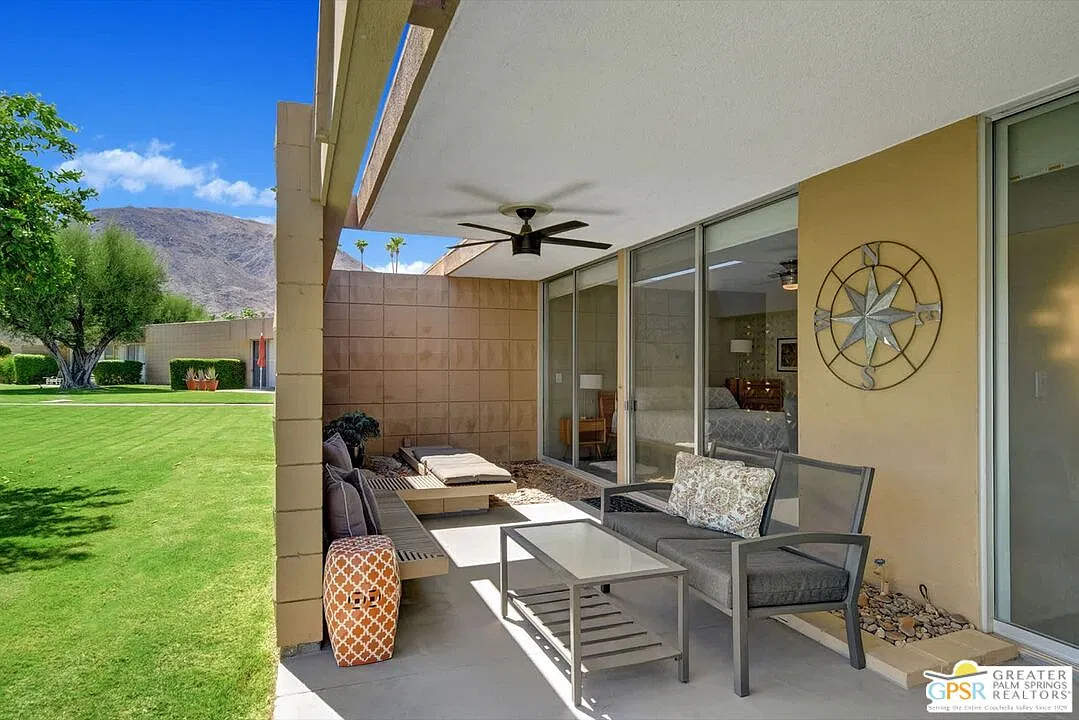 2 bed, 3.0 bath, 1351 sqft, $6,850 — Photo 1