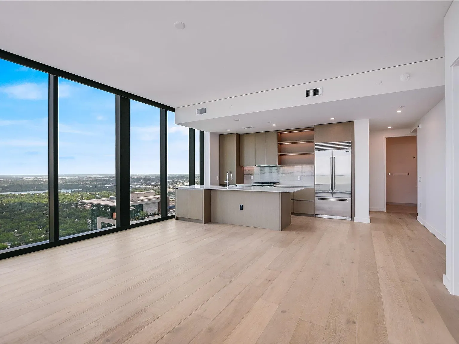 2 bed, 2.0 bath, 1178 sqft, $6,250 — Photo 4