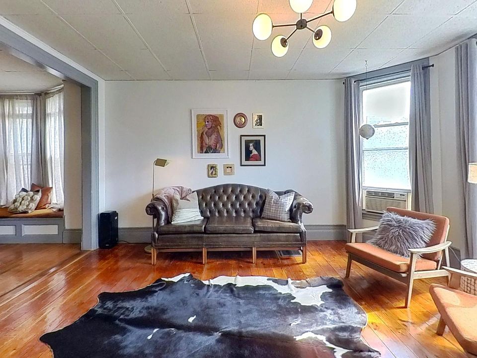 1st image of 1337 Kenmore Ave Floor 2
