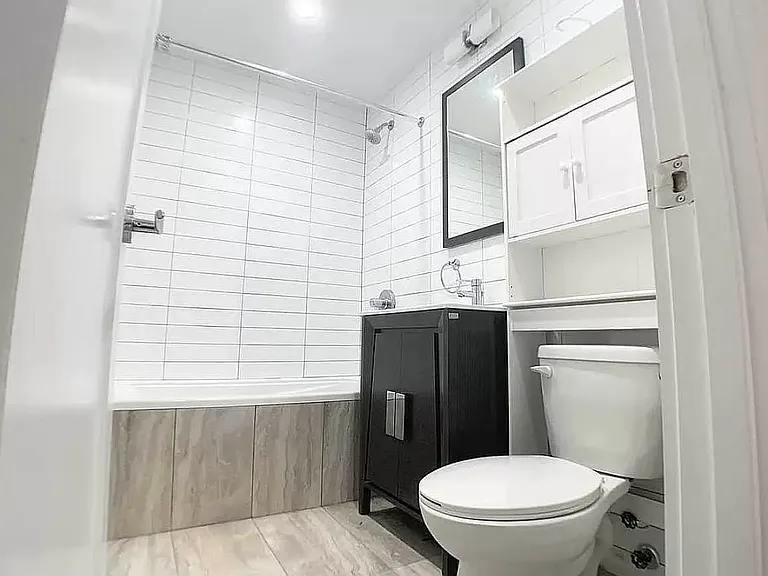 100 W 138th St #2A — Photo 9