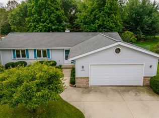 5595 Stonefield Rd, Slinger, WI 53086