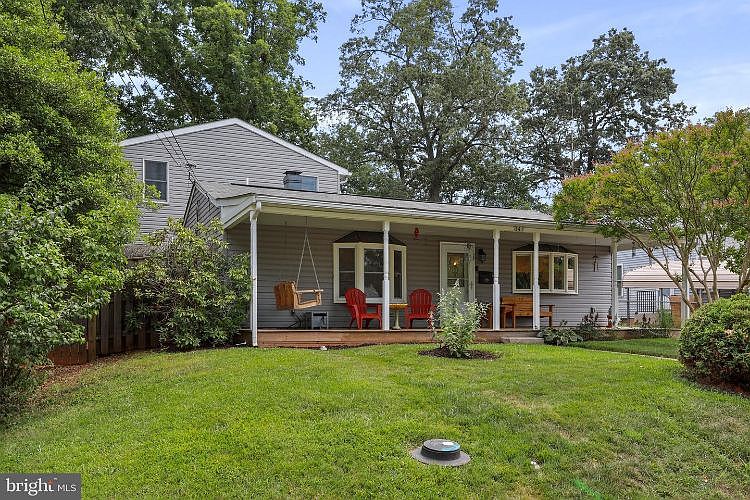 1st image of 141 Colburn Dr