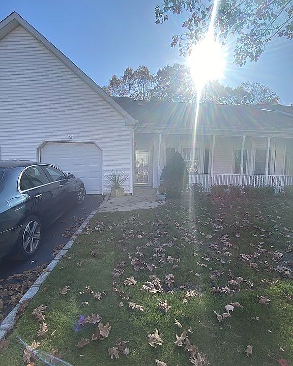 1st image of 26 Oyster Cove Ln