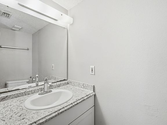 5th image of 1910 W Sligh Ave APT E102