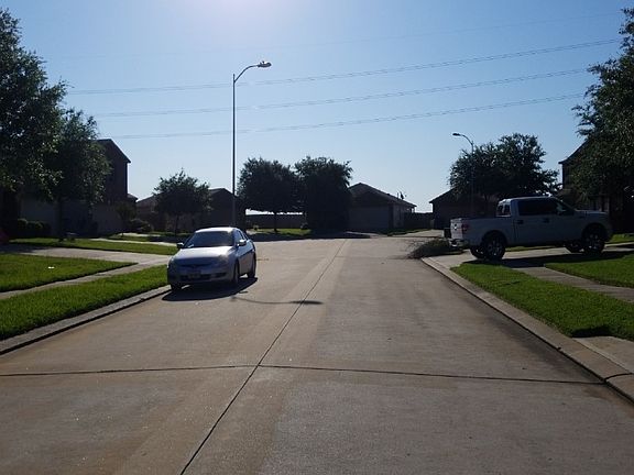 4th image of 26923 Graybill Ct