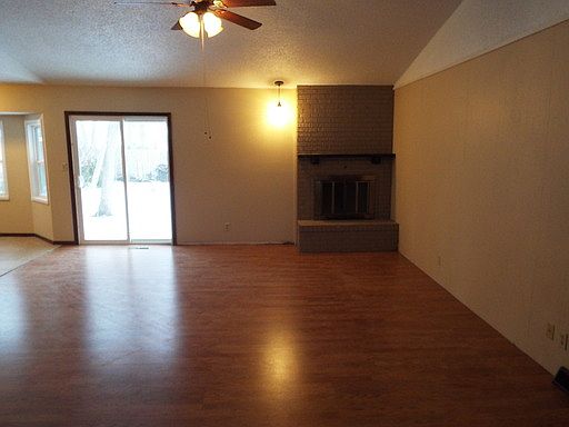 2nd image of 1201 E Sunset Ct