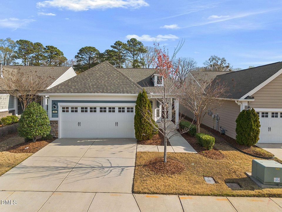1st image of 301 Pipit Dr