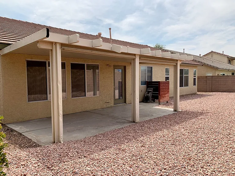 3821 Bombastic Ct — Photo 32