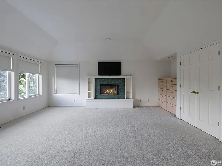 9701 SE 5th St — Photo 25