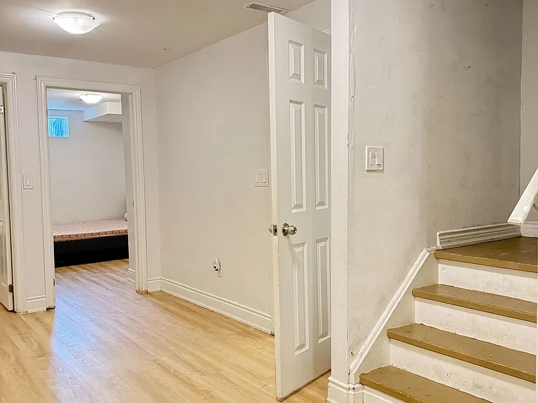3304 Sunlight St #BASEMENT — Photo 10