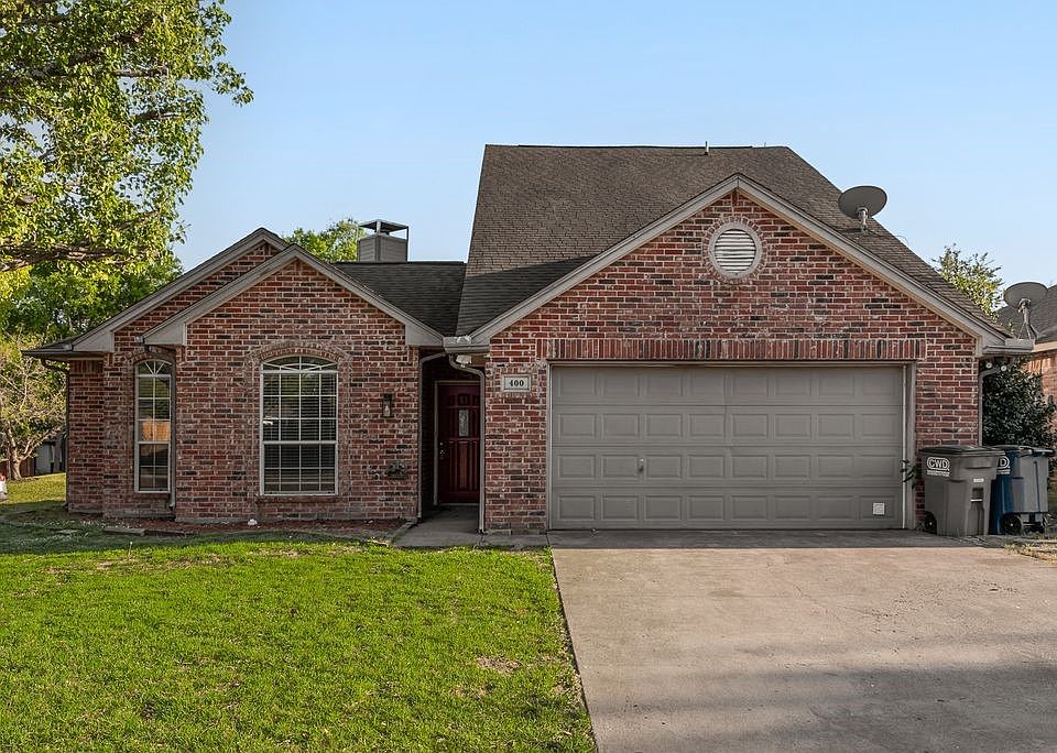 1st image of 400 Buckskin Dr
