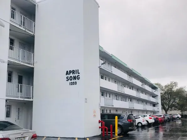 1333 E Hallandale Beach Blvd APT 223, Hallandale, FL 33009