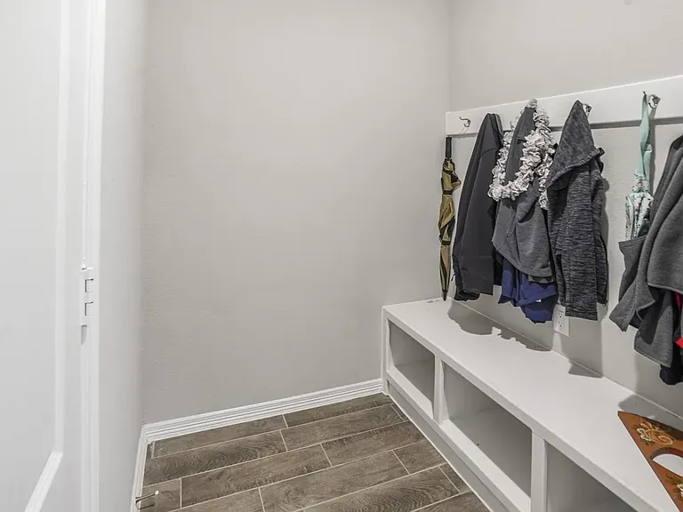 24702 Sierra Laurel Ln — Photo 9