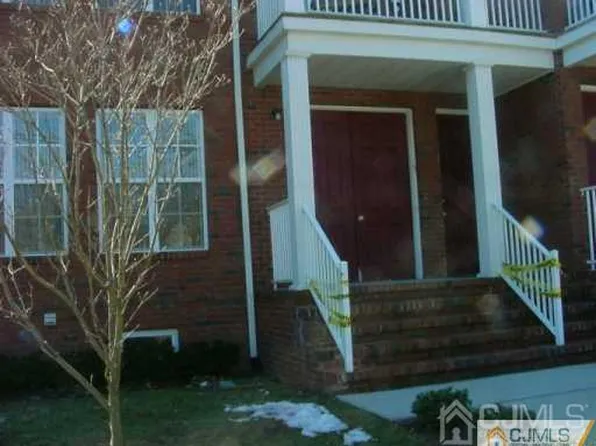 3 Park Sq, Metuchen, NJ 08840