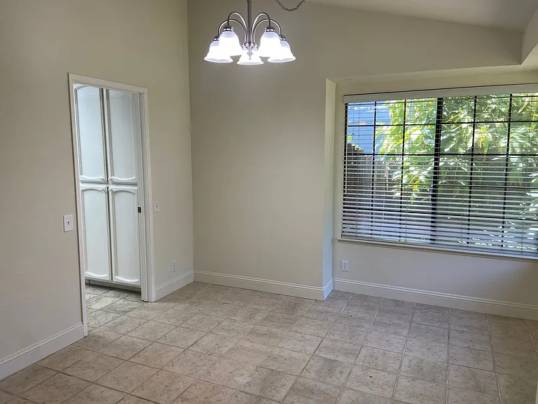 109 Stoney Hill Dr — Photo 5