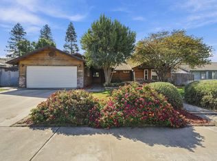 2149 W Della Avenue, Porterville, CA 93257