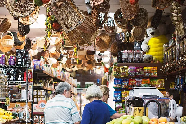 Sold by Cooper & Cooper Real Estate | media 11